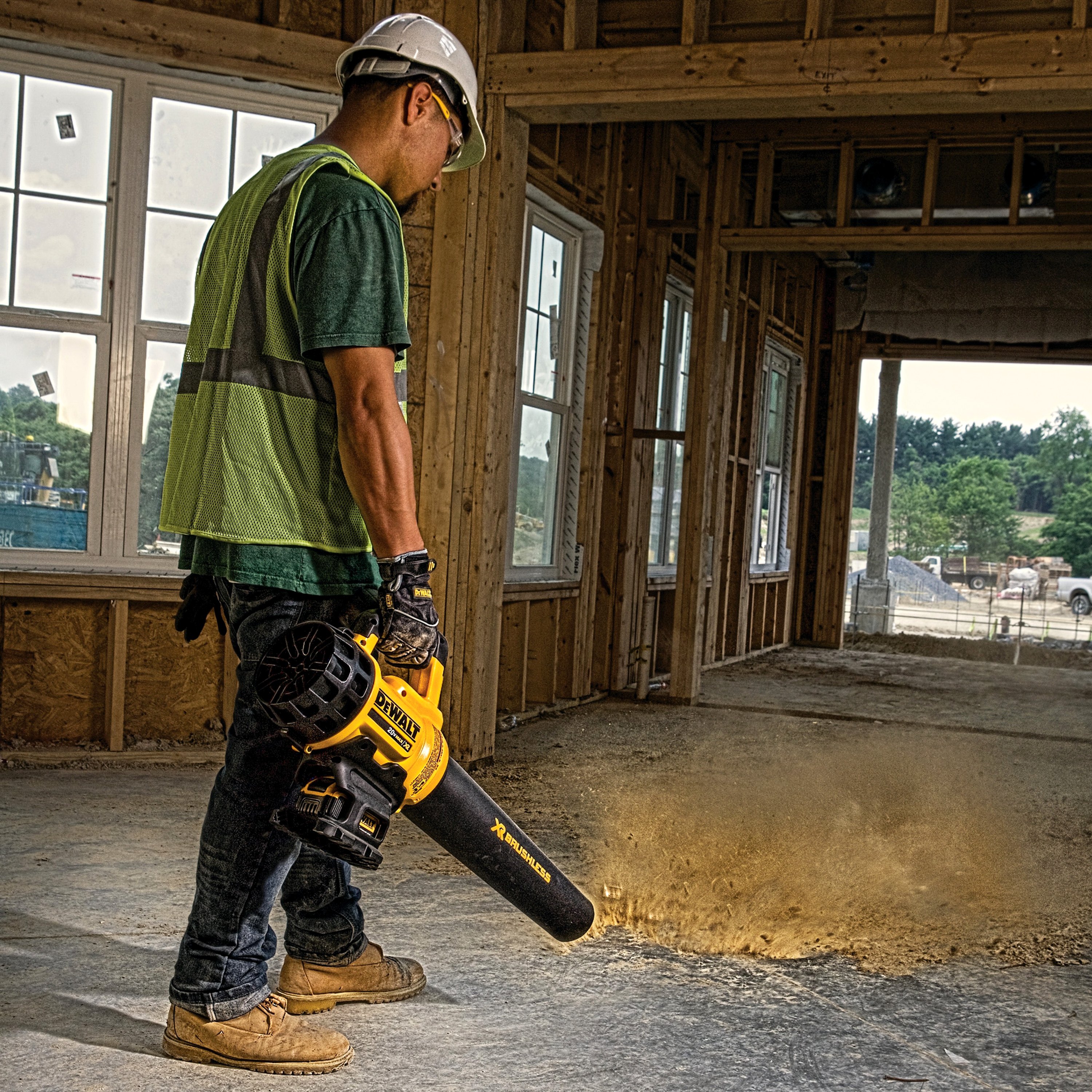 DeWALT DCBL720P1 XR 20 V 90 MPH Electric Cordless Brushless