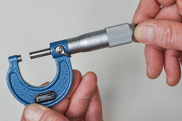 Fowler High Precision® - SAE Mechanical Outside Micrometer - TOOLSiD.com