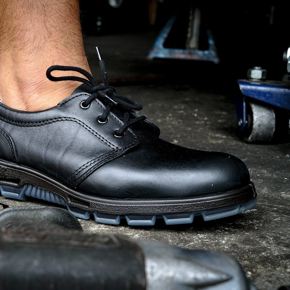 redback shoes